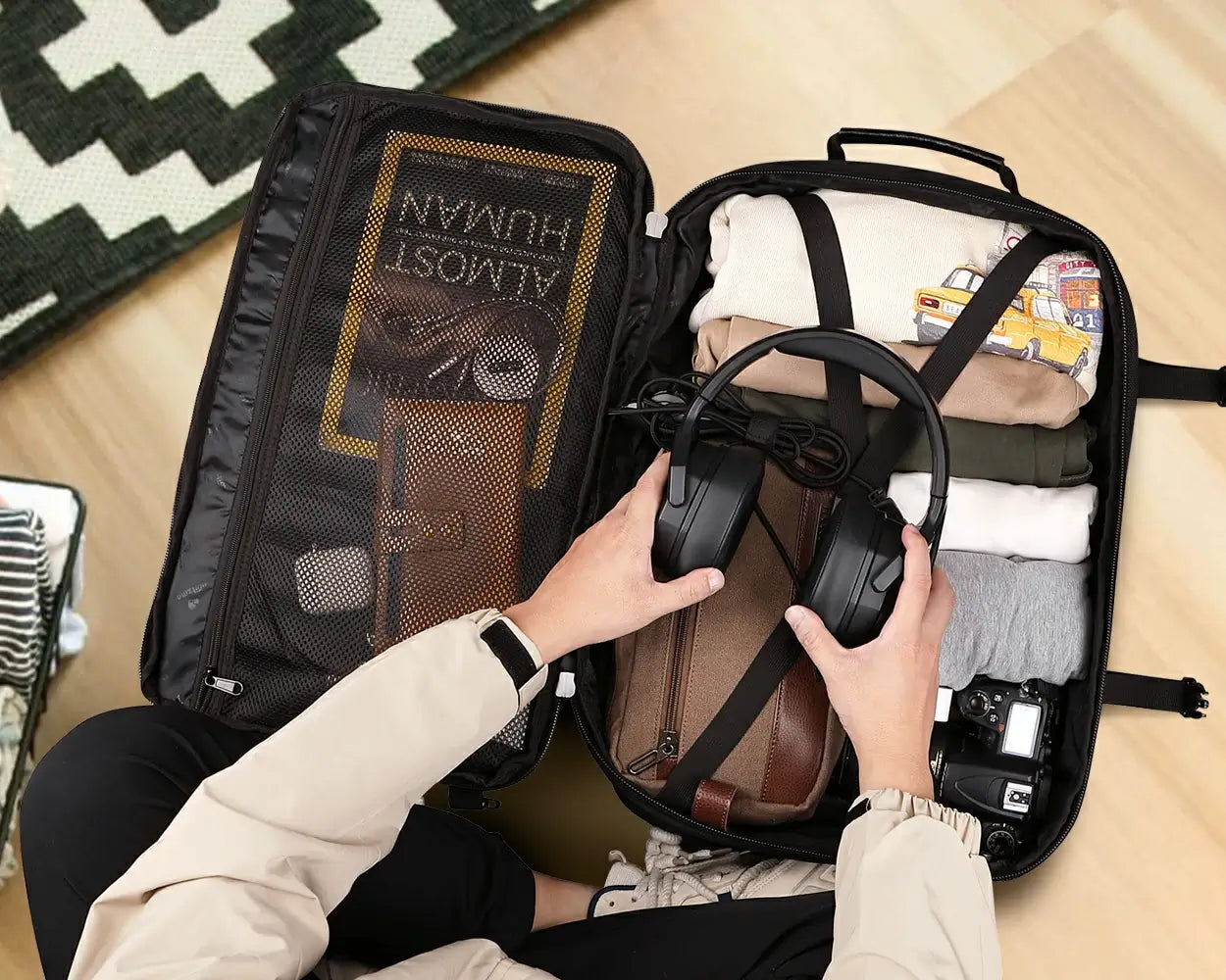 How To Pack The Perfect Weekender Bag In 5 Easy Steps, WITZMAN travel guide cover