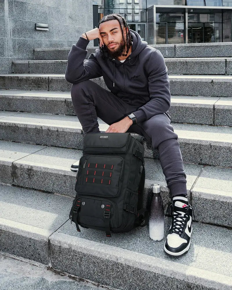 The Effortless Traveler: How The Right Travel Bag Makes All The Difference, WITZMAN travel guide cover