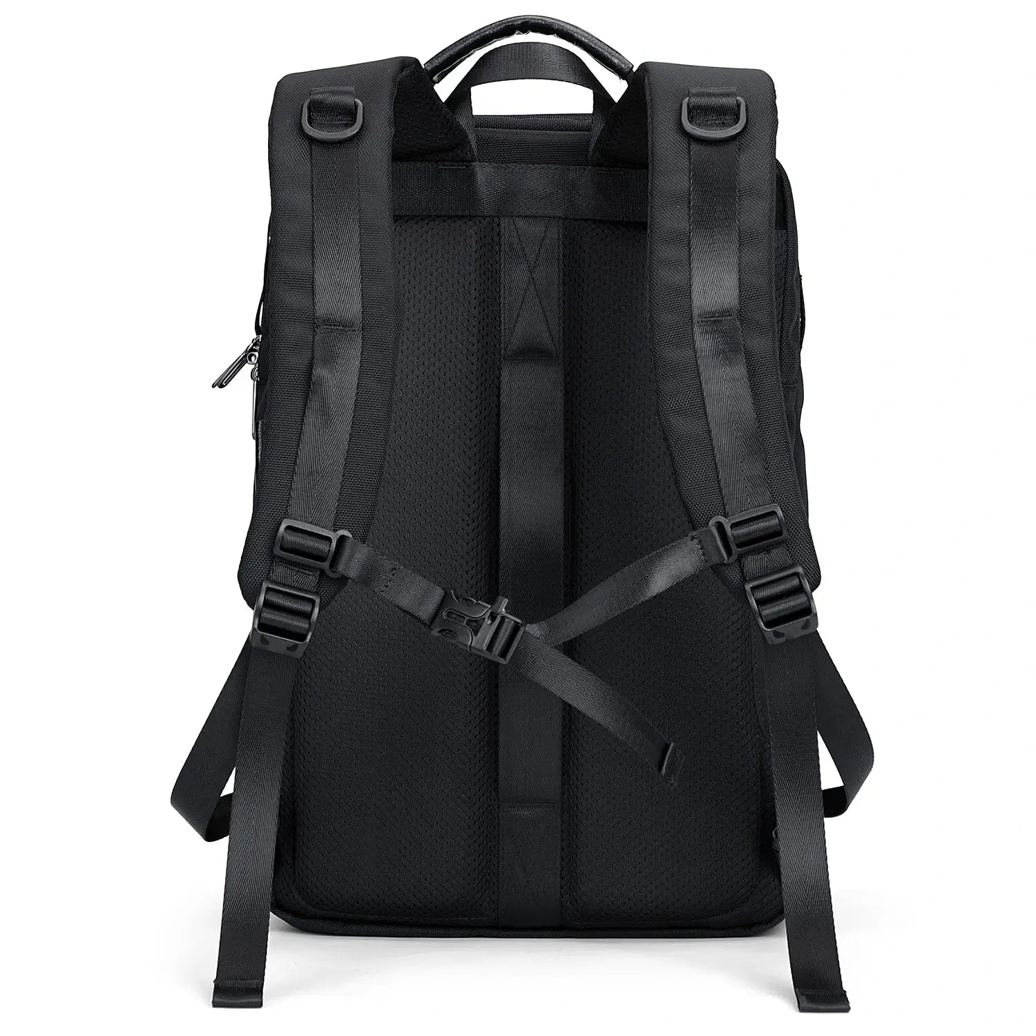 Lightweight carry on backpack for business and weekend trips back