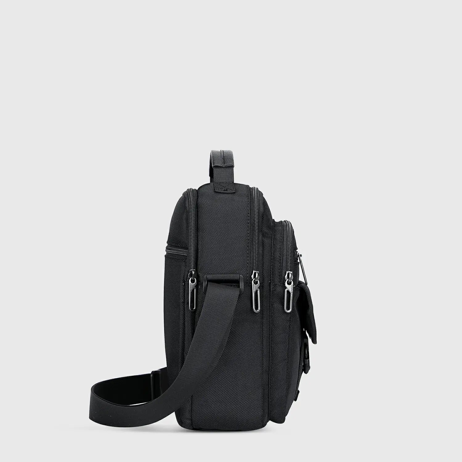 Travel Shoulder Bag Lightweight Small Casual Messenger Bag, side profile and slim size