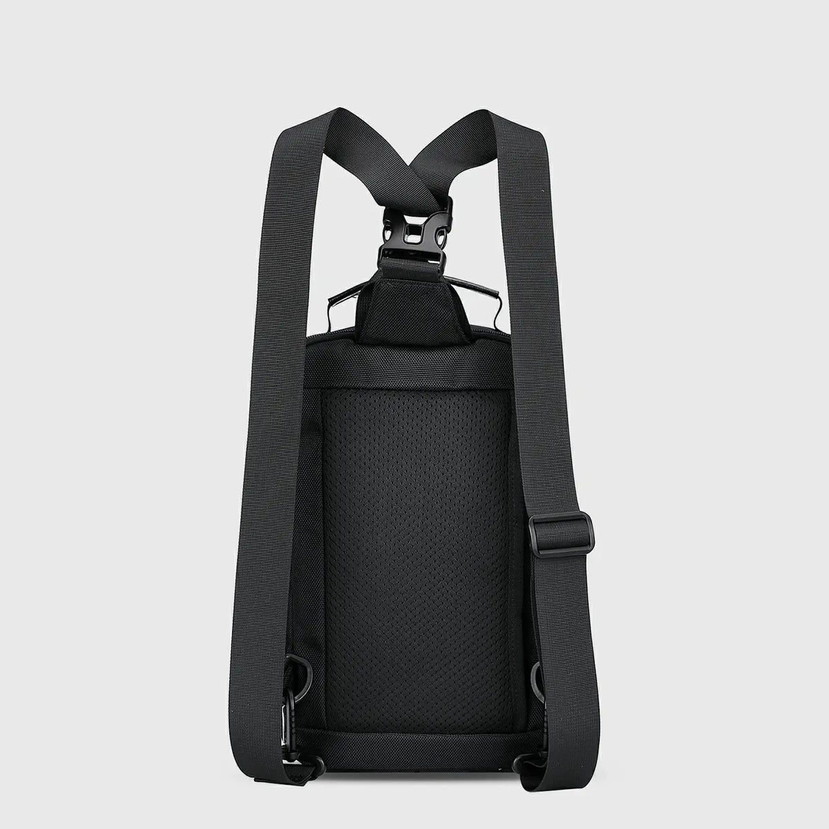 Lightweight Convertible Travel Sling Bag Backpack, adjustable shoulder strap detail