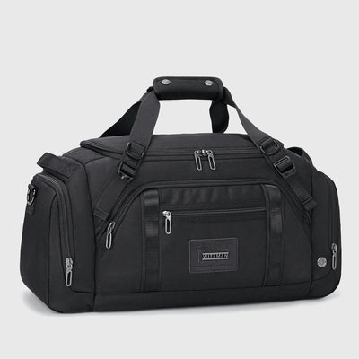 Men's travel duffel bag with ventilated shoe storage and wet dry compartment